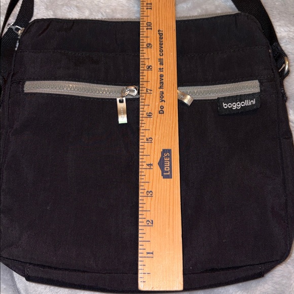 Baggallini Black Comrade Crossbody Bag Retail $68 - Picture 6 of 7